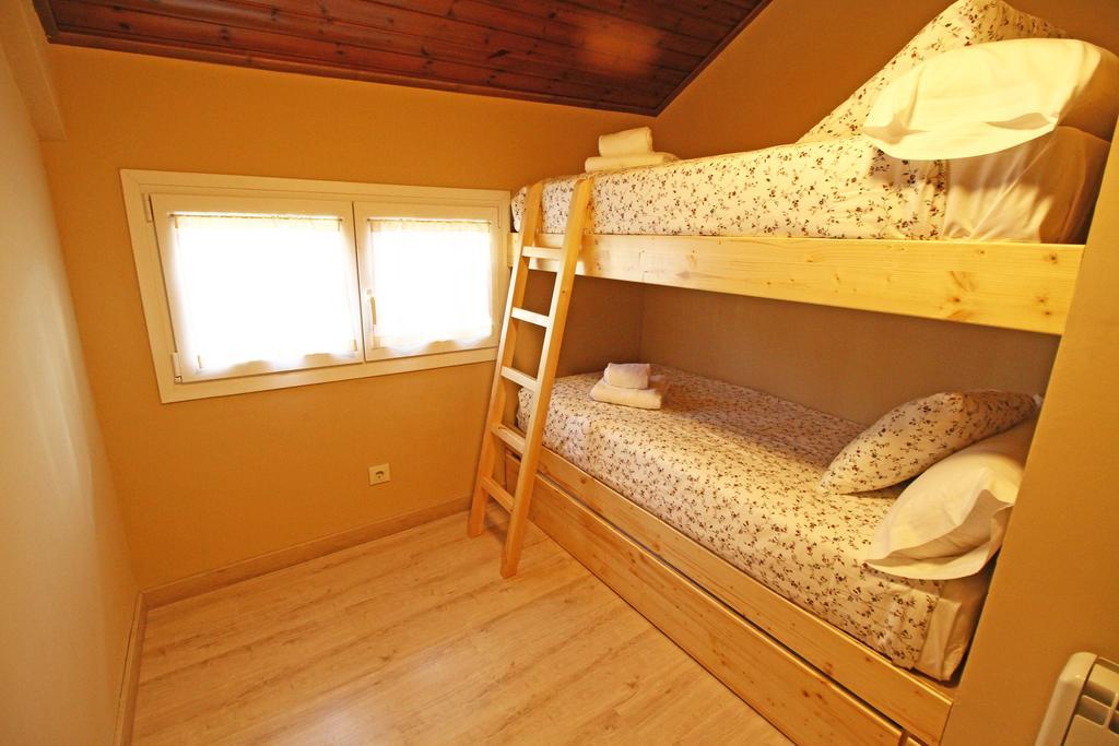 Apartamentos Snoe Mont Romies Salardu Bagian luar foto